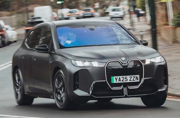 BMW IX Atters LT 2025 ME 21